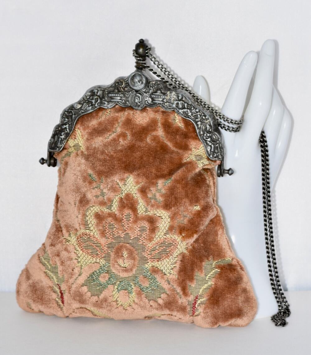 Vintage 1920s Victorian TAPESTRY CARPET BAG OF AMERICA EDWARDIAN ERA Chain Strap